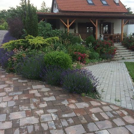 Voeroesmal Vendeghaz Daire Balatonfüred Dış mekan fotoğraf