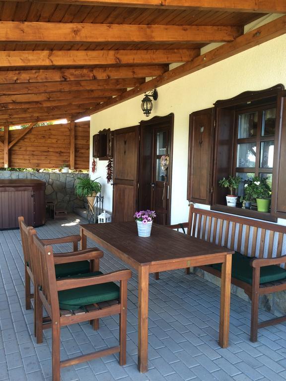 Voeroesmal Vendeghaz Daire Balatonfüred Dış mekan fotoğraf