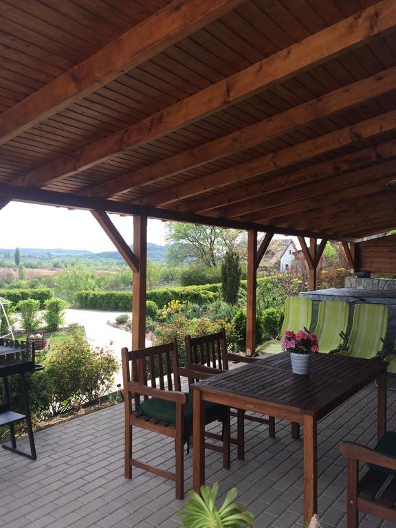 Voeroesmal Vendeghaz Daire Balatonfüred Dış mekan fotoğraf